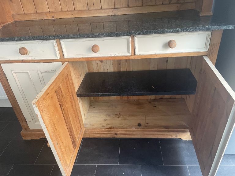 Pine Dresser FREE