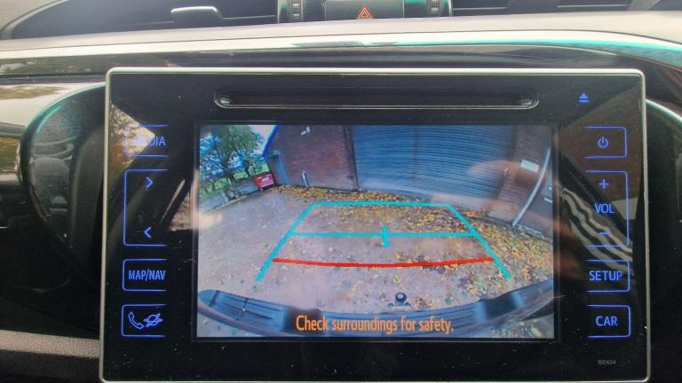 2017 Toyota Hilux Invincible D/Cab Pick Up 2.4 D-4D PICK UP DIESEL Manual