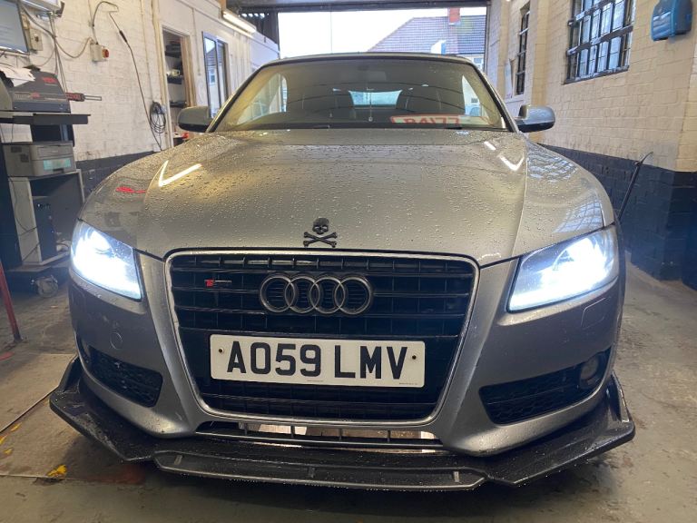 Audi, A5, Convertible, 2009, Semi-Auto, 2698 (cc), 2 doors