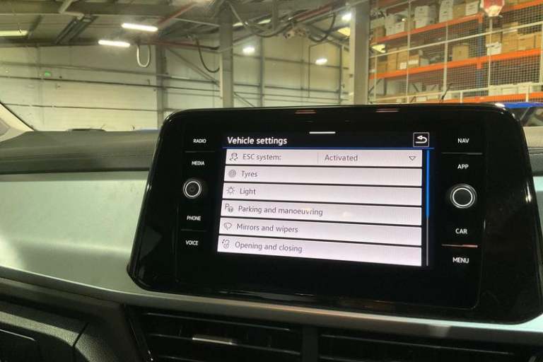 2022 Volkswagen T-Roc 1.5 TSI Life 5dr- Apple Car Play Manual Hatchback Petrol Manual