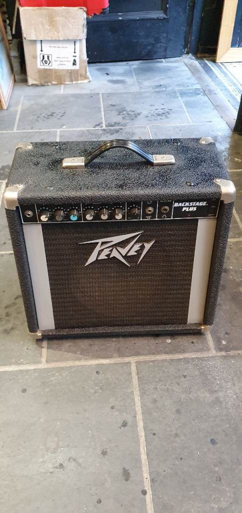 PEAVEY BACKSTAGE PLUS AMPLIFIER 