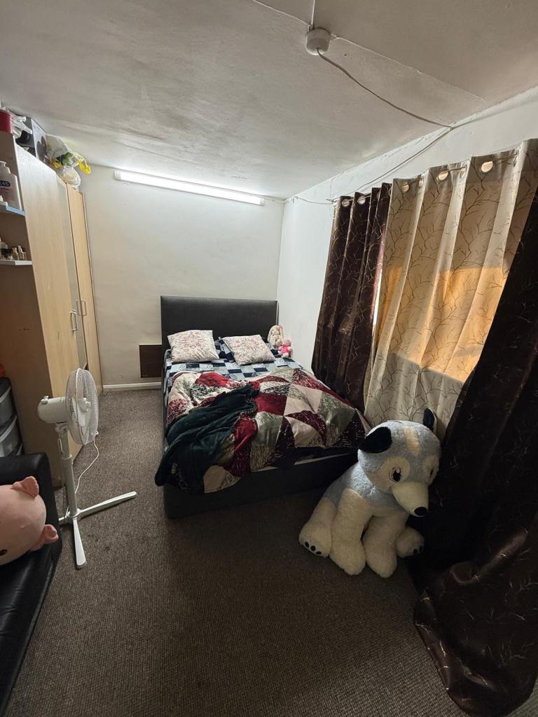 2 double bedrooms available for rent