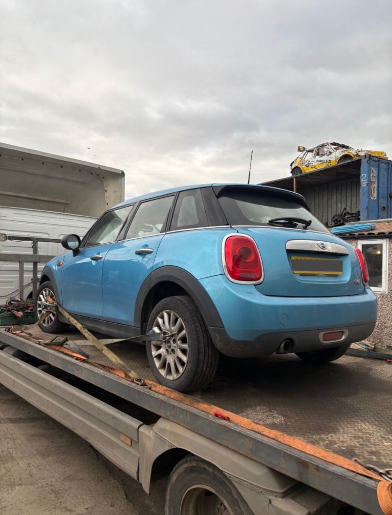 2016 Mini One 1.2 Petrol 6 Speed Breaking