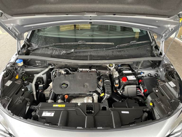 2021 Peugeot 5008 1.5 BlueHDi GT 5dr EAT8 HATCHBACK DIESEL Automatic