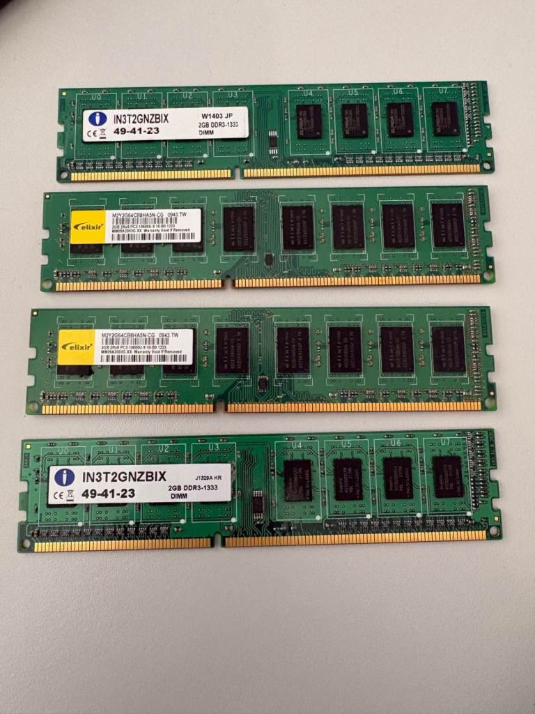 4x 2GB DDR3 PC3 133 DIMMs