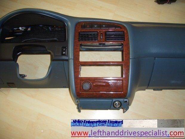 Left hand drive Toyota Avensis T22 dashboard LHD EU version 1997 - 2002 conversion/replacement