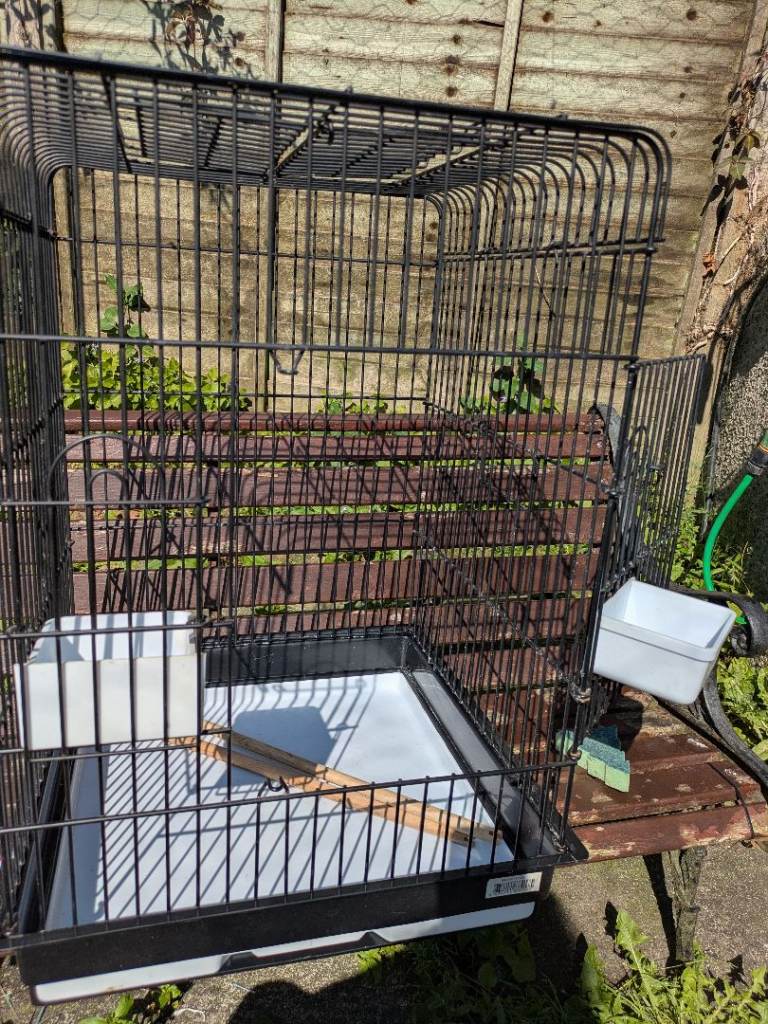 Bird / parrot cage