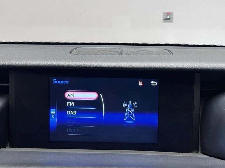  Lexus IS 2.5 300h F Sport E-CVT Euro 6 (s/s) 4dr Petrol/Electric Hybrid Automatic