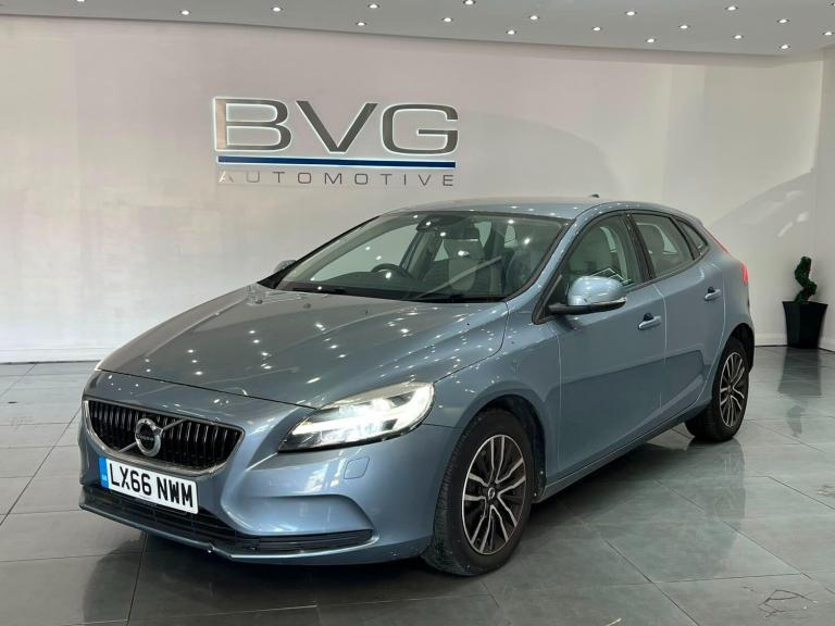 2016 Volvo V40 1.5 T2 Momentum Nav Plus Auto Euro 6 (s/s) 5dr HATCHBACK Petrol Automatic