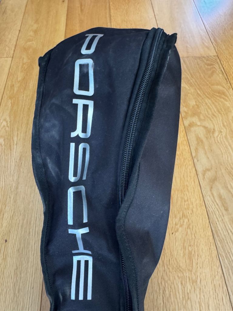 Porsche Taycan Roof transport system main support