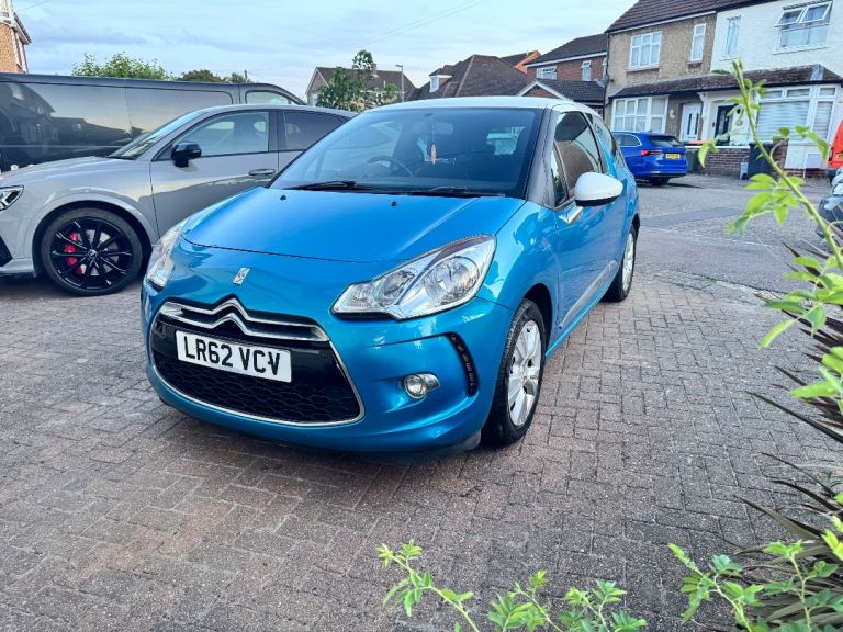 Citroen, DS3, Hatchback, 2012, Manual, 1598 (cc), 3 doors