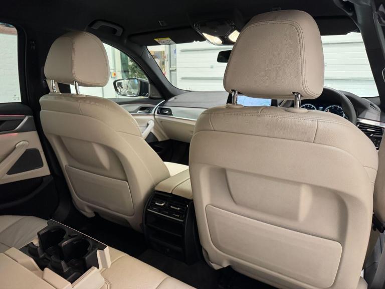  BMW 5 Series 3.0 530d M Sport Touring 5dr Diesel Auto xDrive Euro 6 (s/s) (265 ps) Diesel Automatic