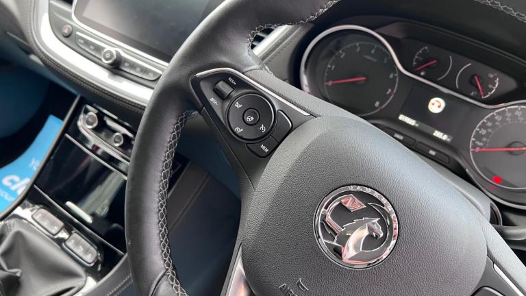 2021 Vauxhall Grandland X 1.5 Turbo D SRi Nav 5dr HATCHBACK Diesel Manual