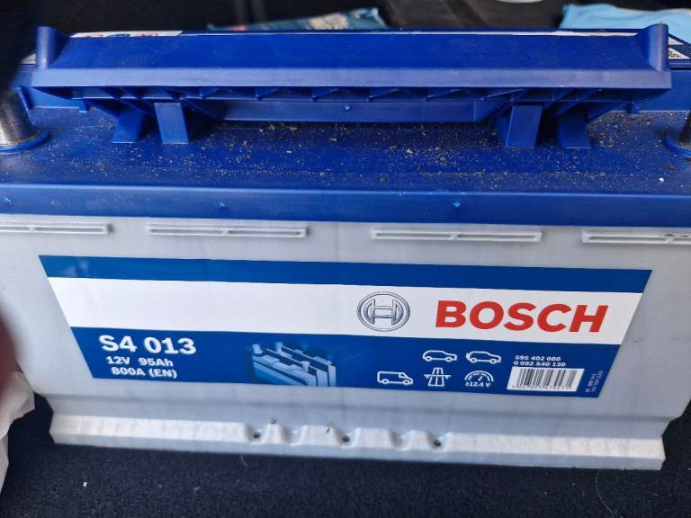 Bosch s4013 12V 94AH 800A