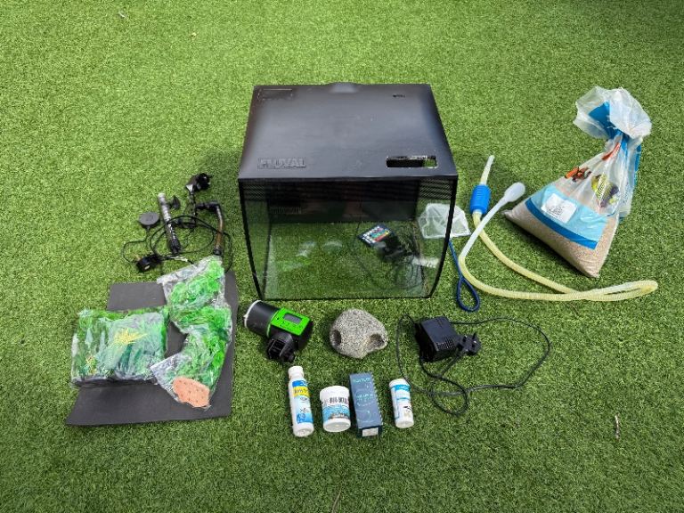 Fluval Fish Tank & starter kit 