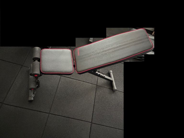 Adjustable Yoleo Fitness Bench - NEW CONDITION