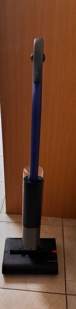 Dyson Wash G1 Floor Cleaner  - Excellent Condition. Hardly used Multi-coloured