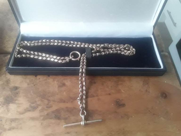 Vintage 9ct Gold Chain with T-Bar Fob – Good Condition