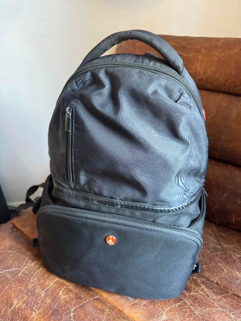 Manfrotto Advanced travel laptop/camera backpack