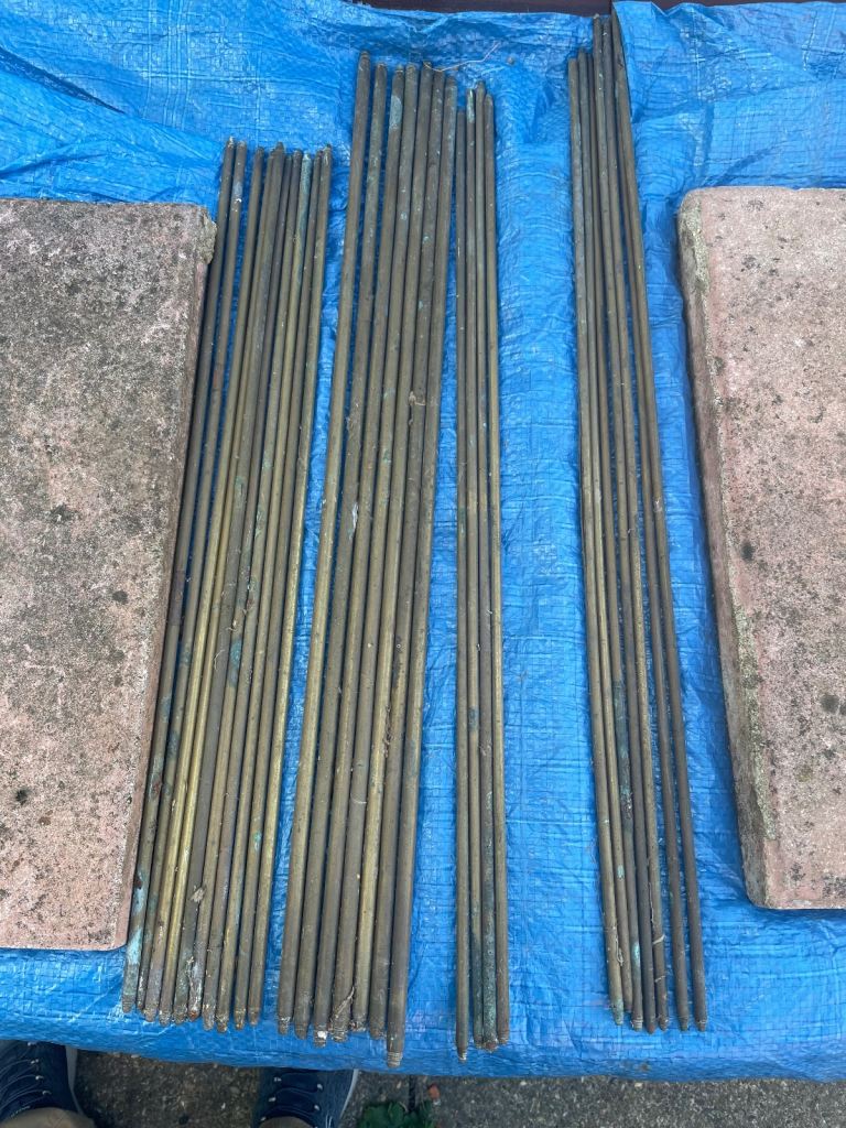 SLASHED PRICE /SELECTION OF VARIOUS SIZE SOLID  BRASS STAIR RODS FOR SCRAP OR USE