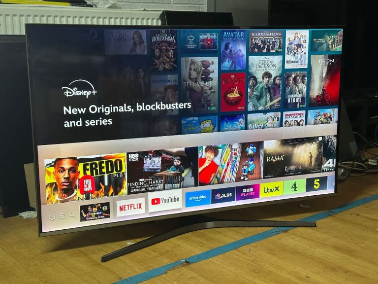 Samsung 55 inch 4K Smart TV UE55KU6470