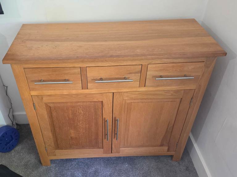 Solid oak sideboard 