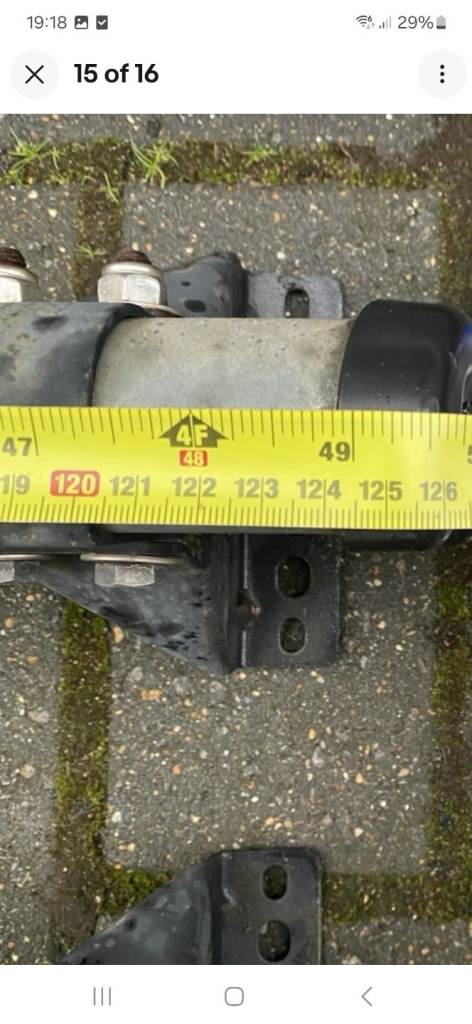 2 Rhino roof rack bars