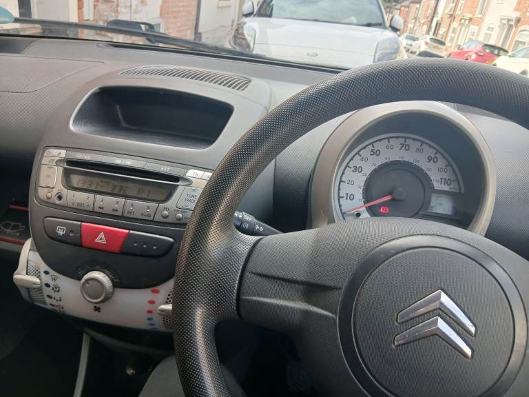 Citroen, C1, Hatchback, 2010, Manual, 998 (cc), 5 doors