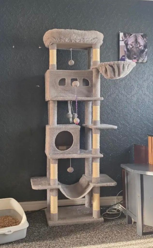 New Massive cat kitten tree scratch post bed