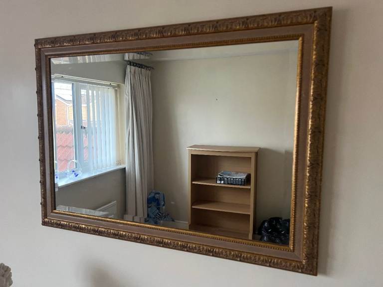 GILT FRAMED MIRROR