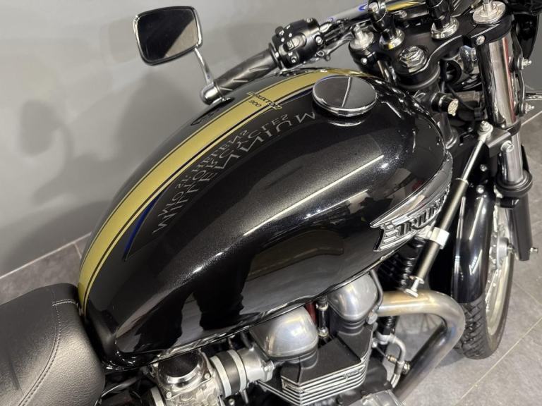 2014 TRIUMPH THRUXTON 900 MODERN RETRO STYLE MOTORCYCLE CAFE RACER