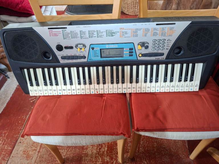 Yamaha keyboard 
