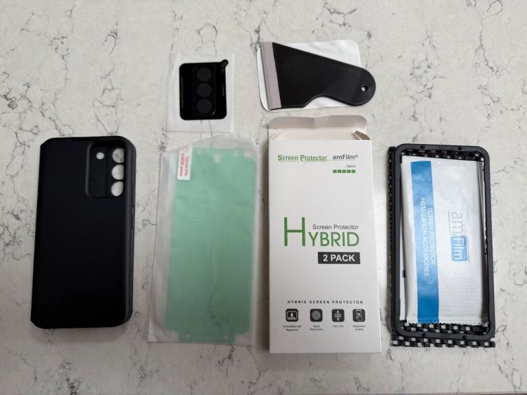 Samsung Galaxy s22 phone case with extras