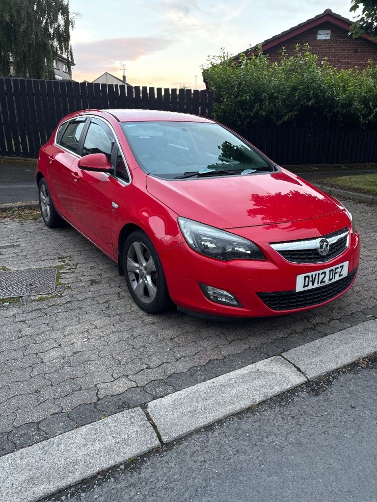 Vauxhall, ASTRA, Hatchback, 2012, Manual, 1686 (cc), 5 doors