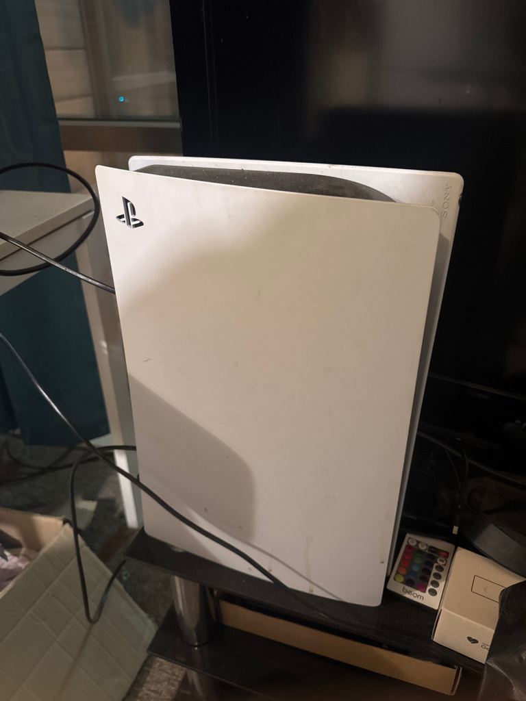 Sony PlayStation 5 Console – White, Good Condition