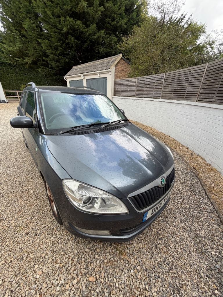 Skoda, FABIA, Estate, 2011, Manual, 1199 (cc), 5 doors