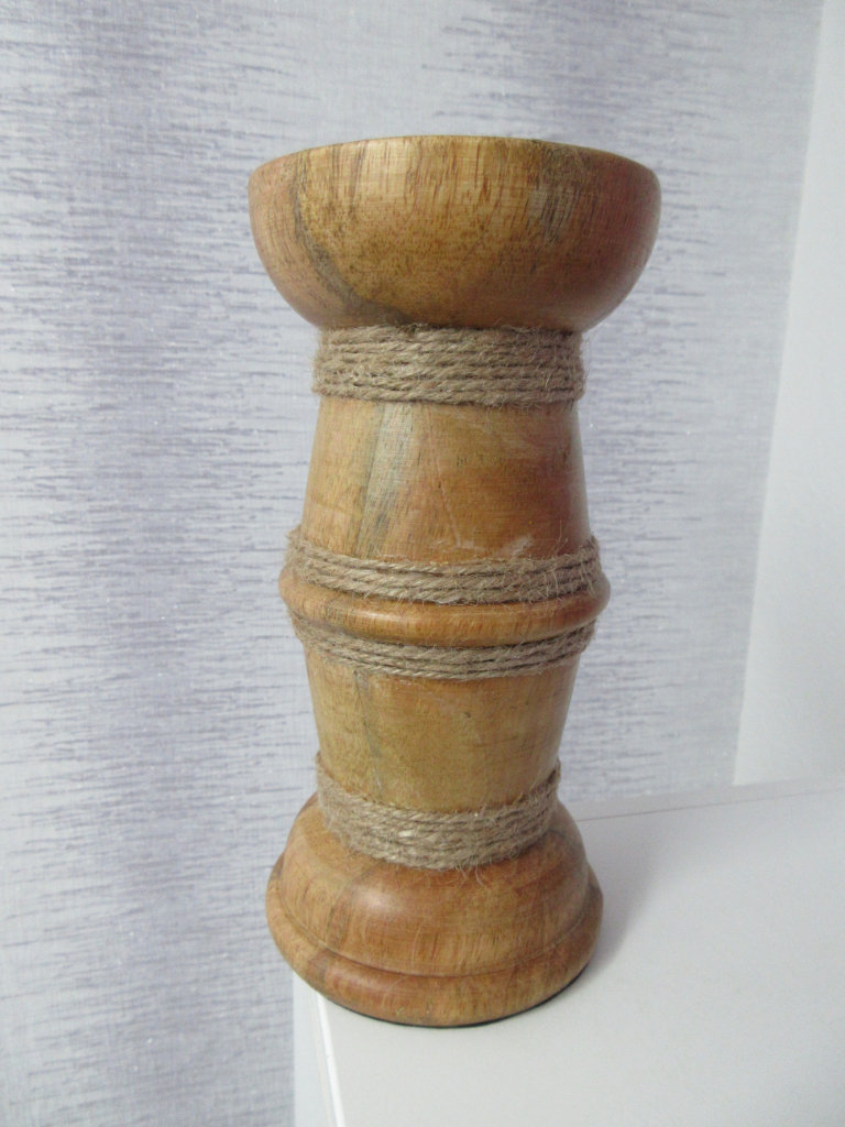 Wood & Twine Candle Stand BRAND NEW