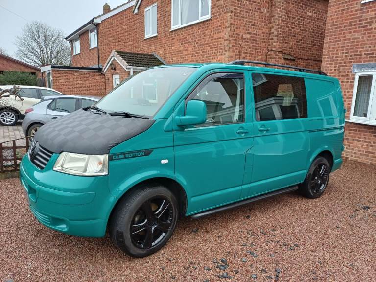 Volkswagen t5 camper/Day van