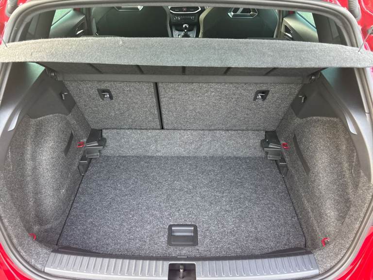 2025 SEAT Arona 1.0 TSI 115 FR Black Edition 5dr Hatchback PETROL Manual