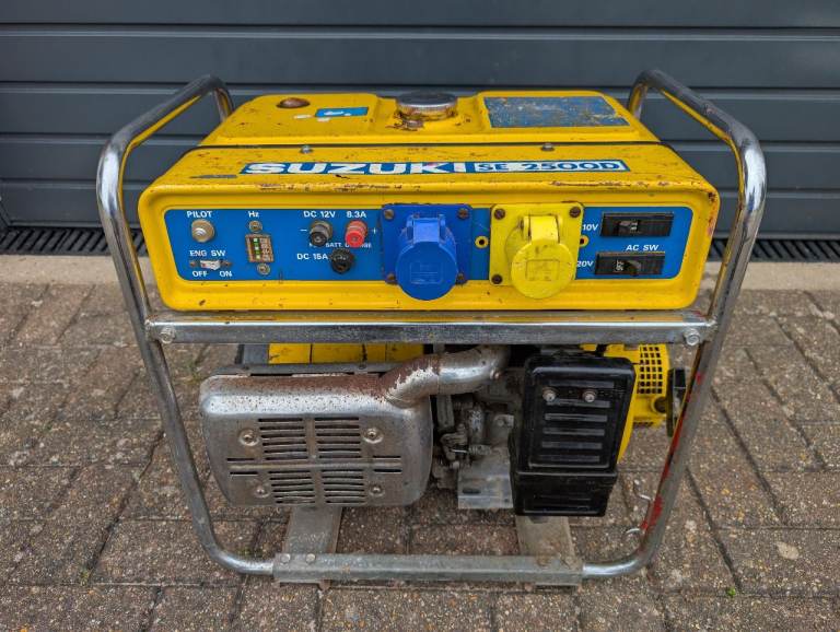 Suzuki SE2500D 'Vintage' Generator.
