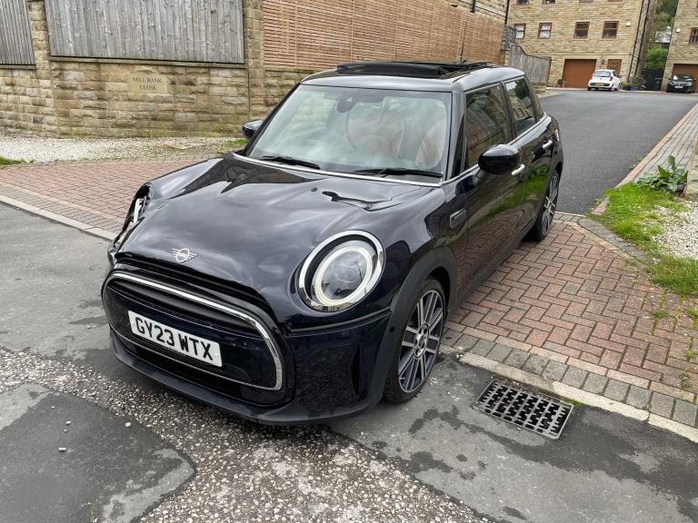 MINI COOPER EXCLUSIVE AUTO 2023 (23) DAMAGED REPAIRABLE SALVAGE 