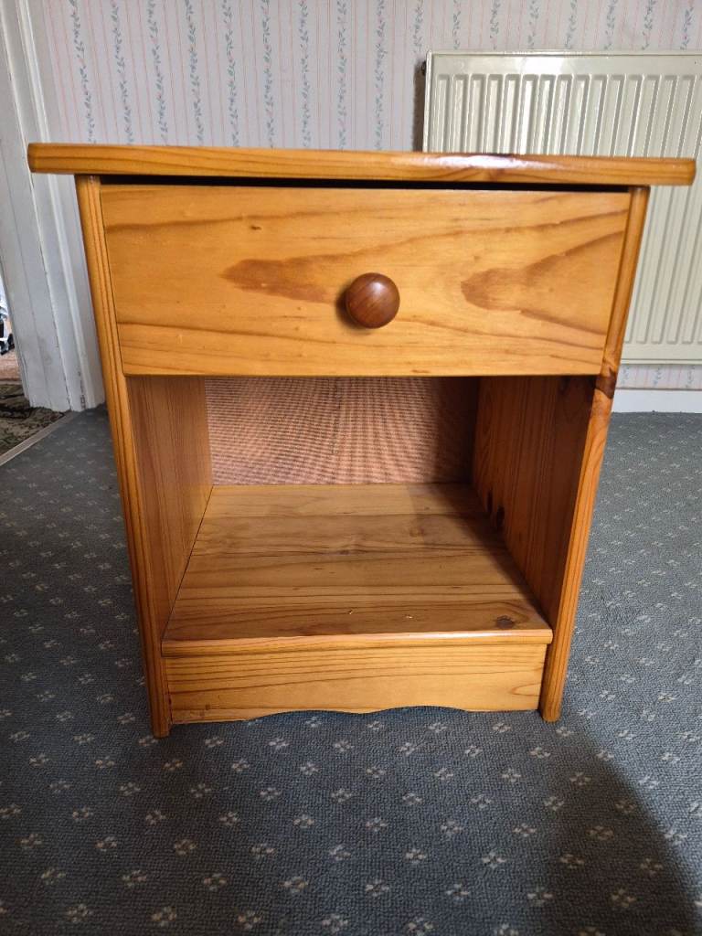Pine beddide cabinet