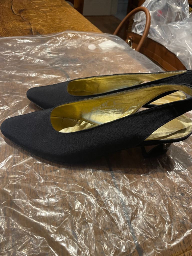 Pancaldi Black Pointed Tow Leather, UK3.5 (5.5) Sling Back