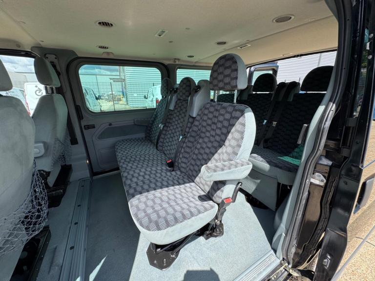 2009 Ford Transit Low Roof 8 Seater Limited TDCi 140ps MPV DIESEL Manual