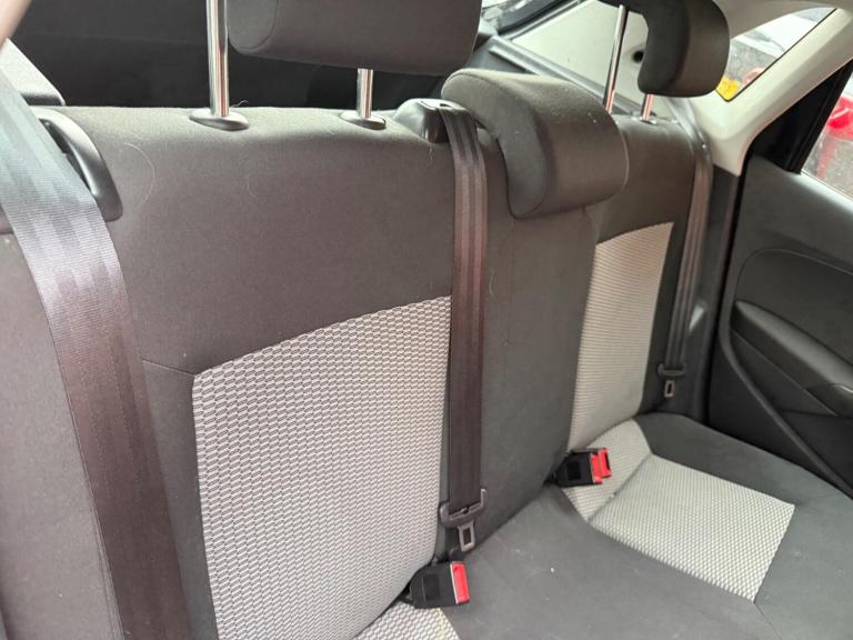 2013 Volkswagen Polo 1.2 S Euro 5 5dr (A/C) HATCHBACK Petrol Manual