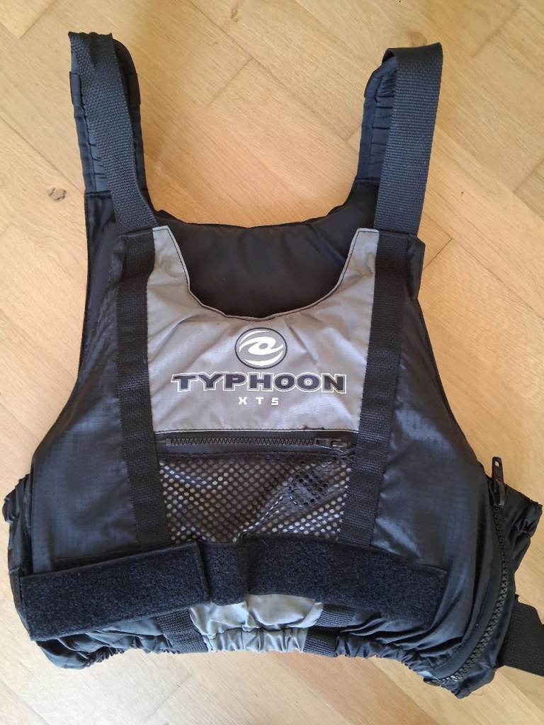 Typhoon XTS Adult Bouyancy Aid - Large