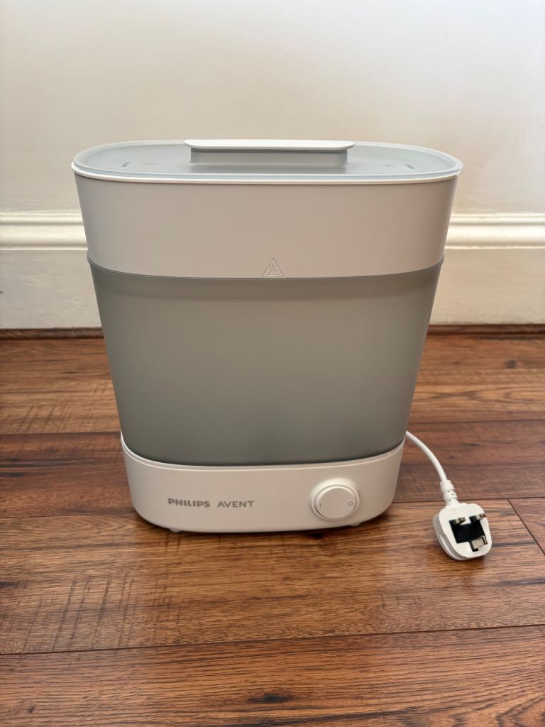 Philips Avent baby bottle steriliser. 