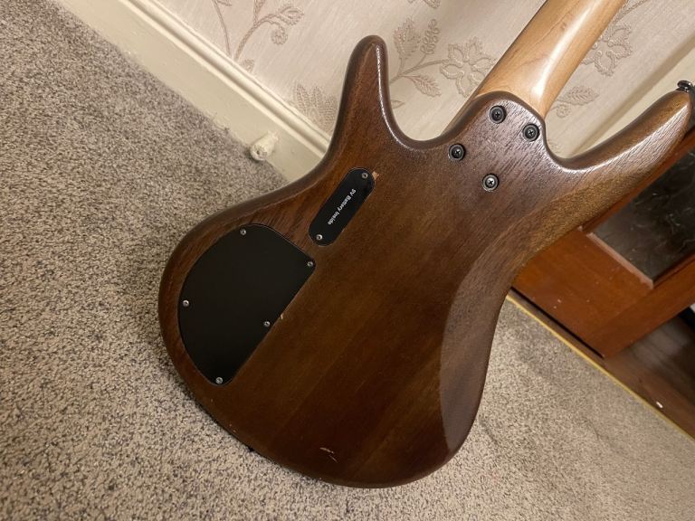 Ibanez 5 strings Bass Guitar 