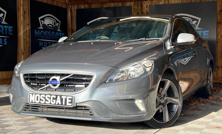 2015 Volvo V40 D2 R DESIGN 5dr HATCHBACK DIESEL Manual