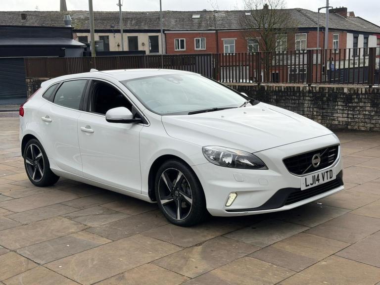 2014 Volvo V40 D2 R DESIGN Nav 5dr HATCHBACK Diesel Manual
